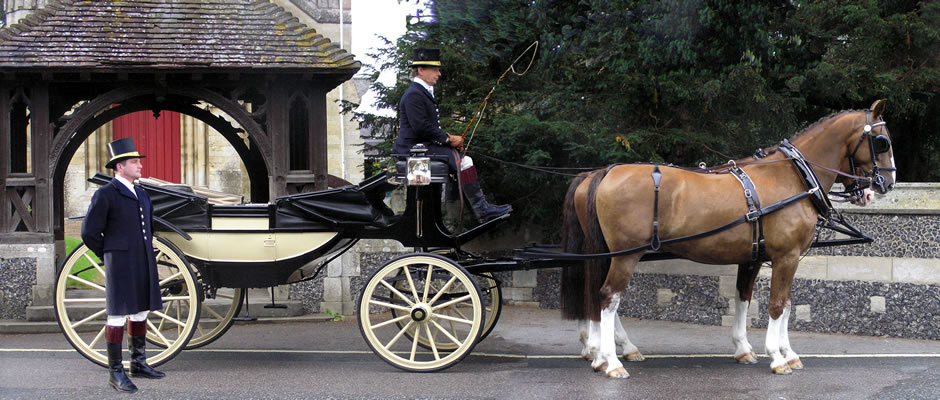Haydn Webb Carriages Berkshire wedding horse drawn carriage